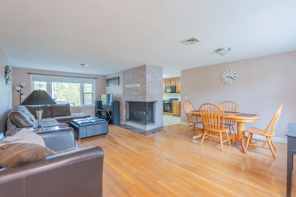Photo of 80 Cedar Street, Wethersfield, CT 06106 (MLS # 24134976)