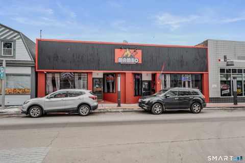 Photo of 200 Bank Street, New London, CT 06320 (MLS # 24155567)