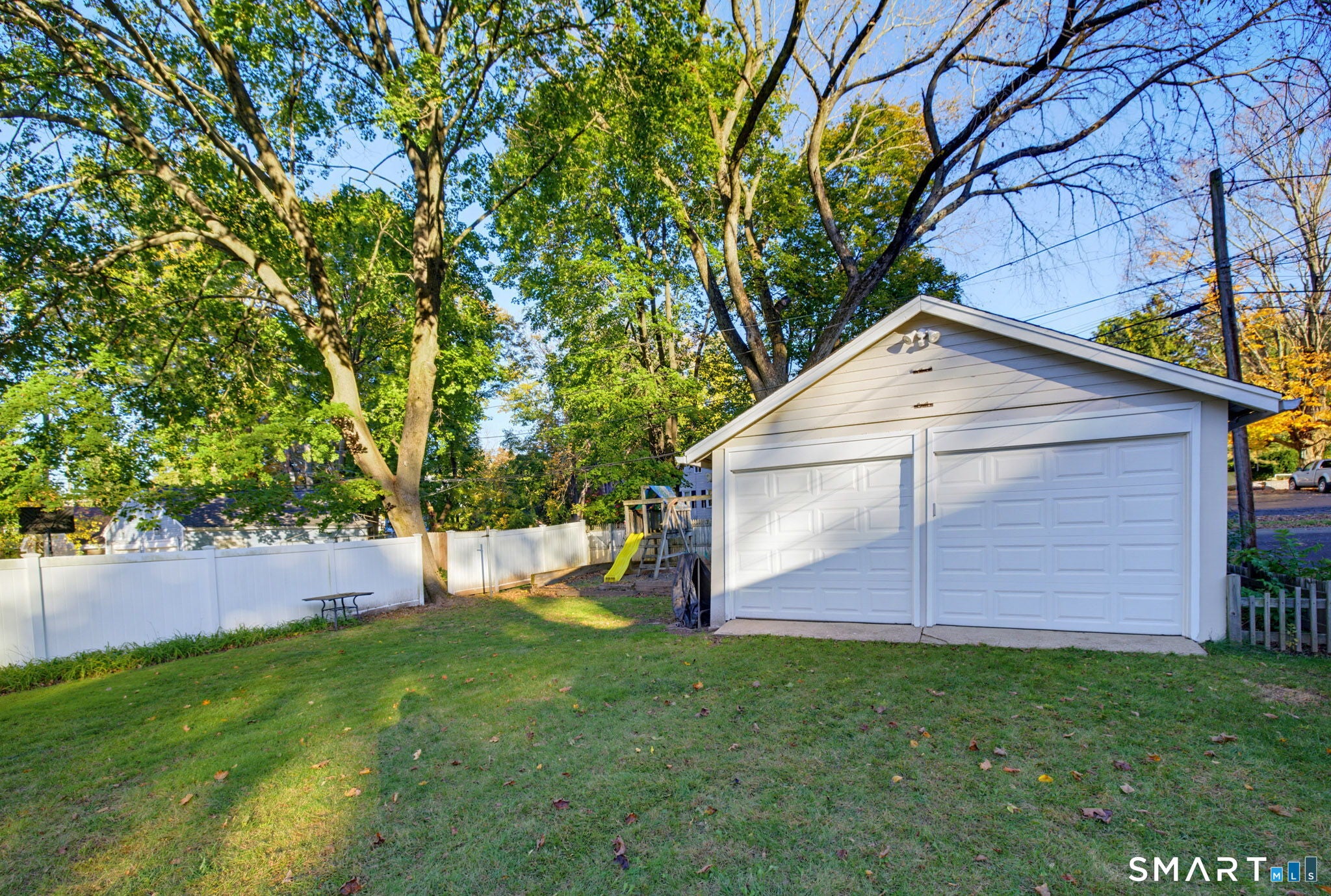 32 Collins Parkway
