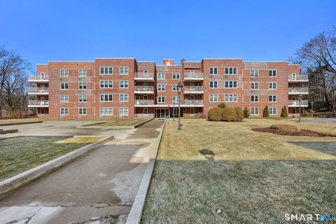 Tiny photo for 52 Lafayette Place #1F, Greenwich, CT 06830 (MLS # 24174810)