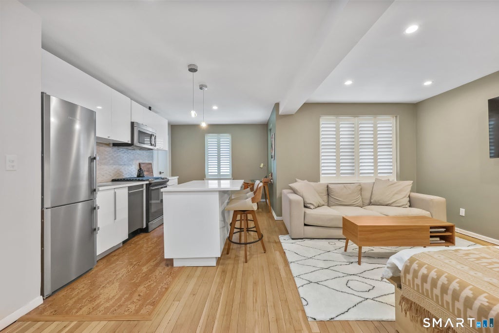Photo of 52 Lafayette Place #1F, Greenwich, CT 06830 (MLS # 24174810)