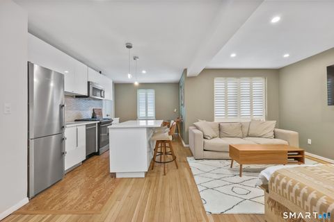 Photo of 52 Lafayette Place #1F, Greenwich, CT 06830 (MLS # 24174810)