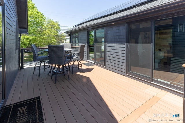 48B Swan Avenue
