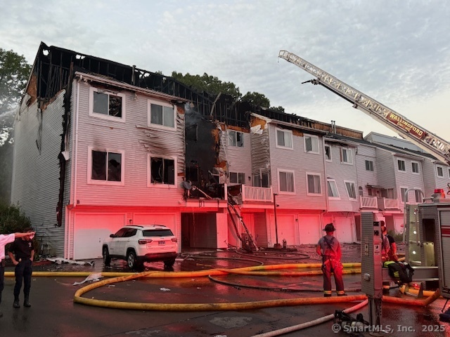 9 Staffordshire Commons Drive 9