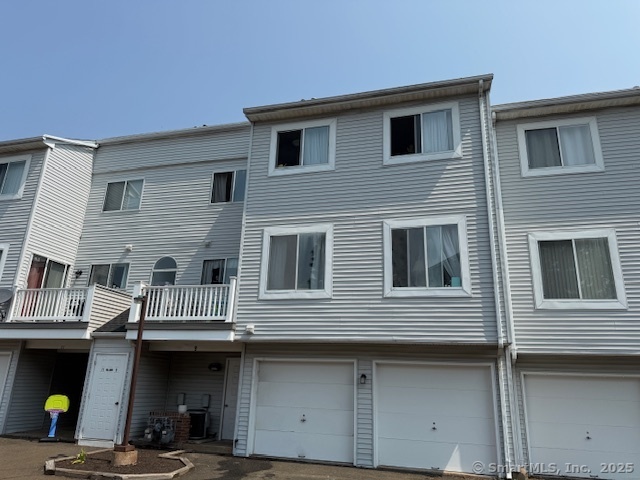 9 Staffordshire Commons Drive 9