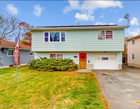 Photo of 62 Rosemount Avenue, Waterbury, CT 06708 (MLS # 24136927)