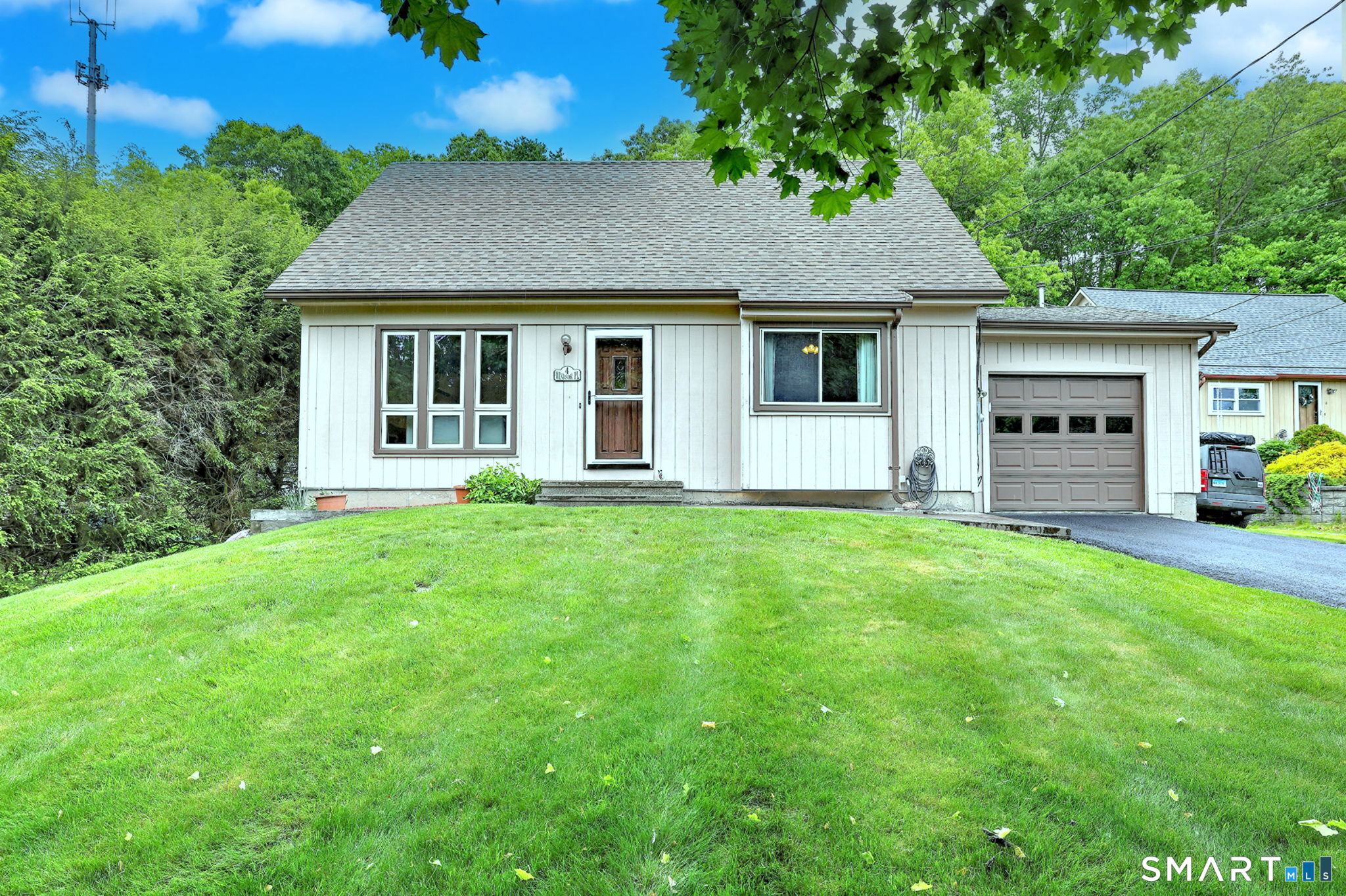 4 Windsor Place