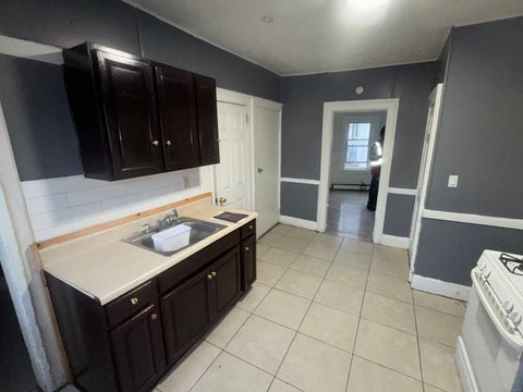 Tiny photo for 3 Pawtucket Street, Hartford, CT 06114 (MLS # 24133430)