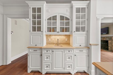 Tiny photo for 1 Flower Farm Lane, Westport, CT 06880 (MLS # 24148553)