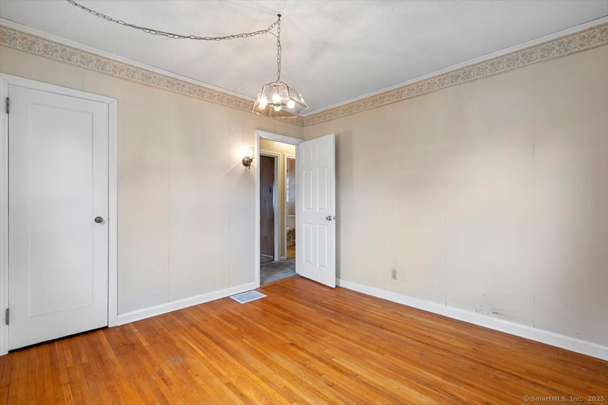 23 Salem Road