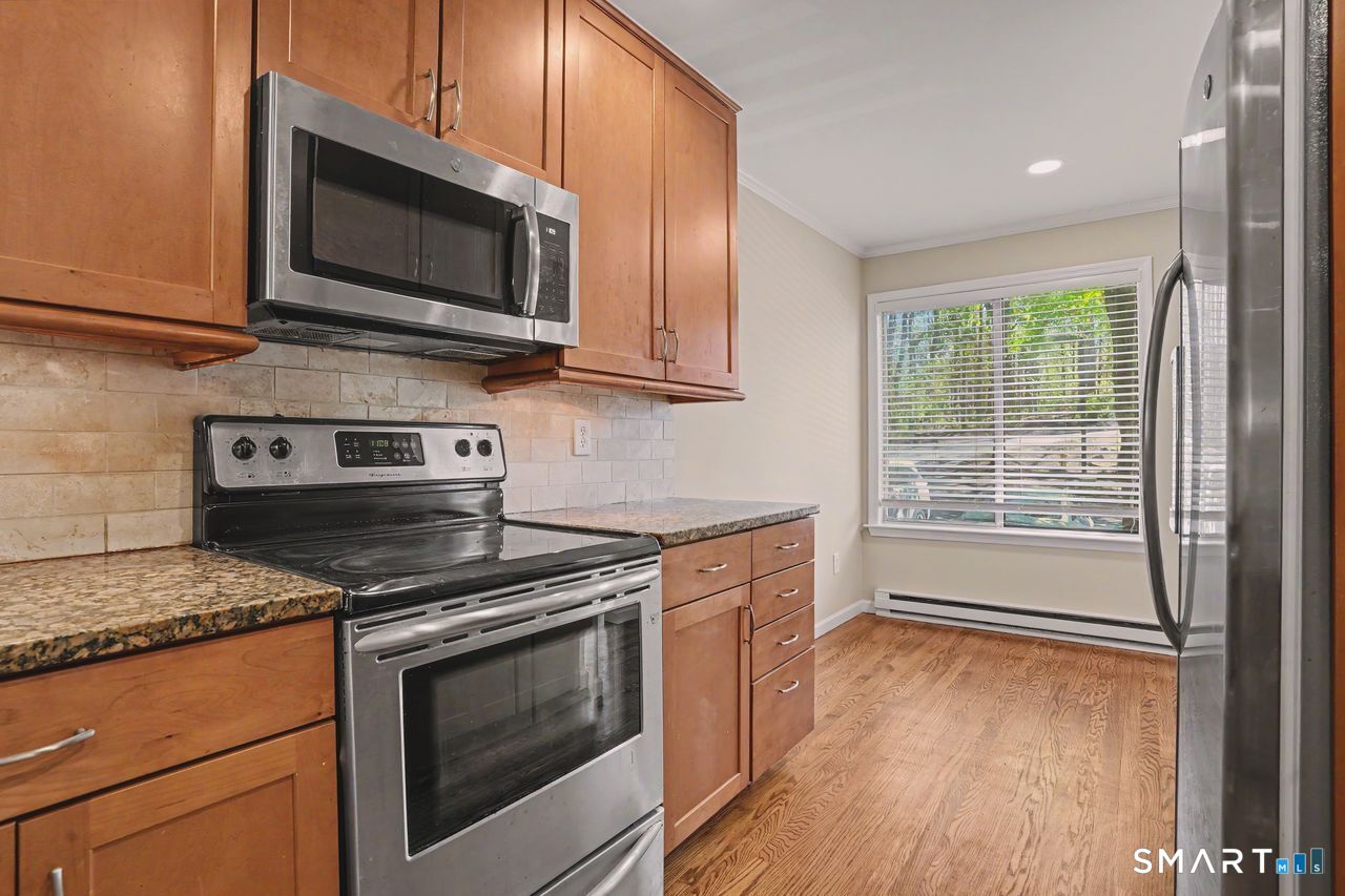 20 East Pembroke Road 28