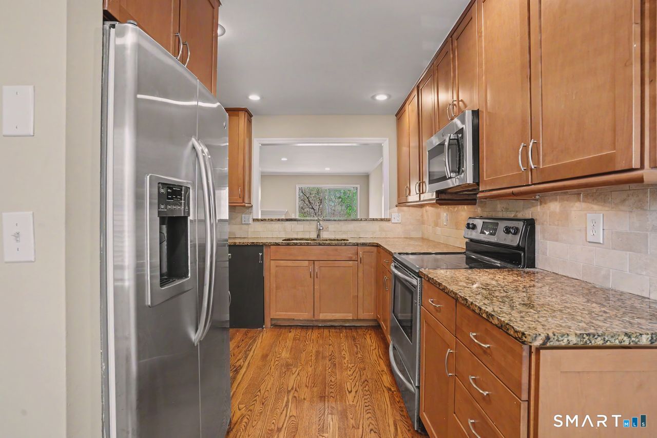 20 East Pembroke Road 28