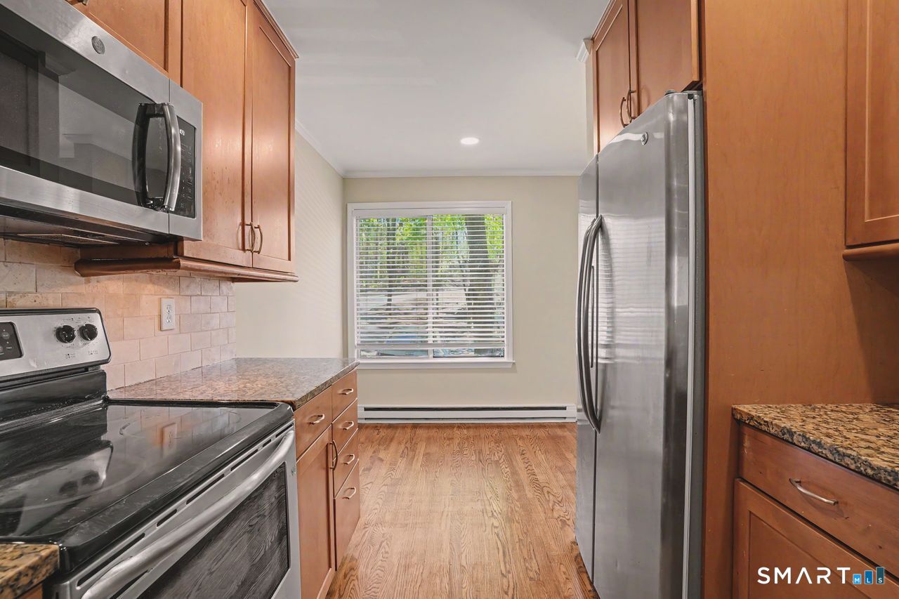 20 East Pembroke Road 28