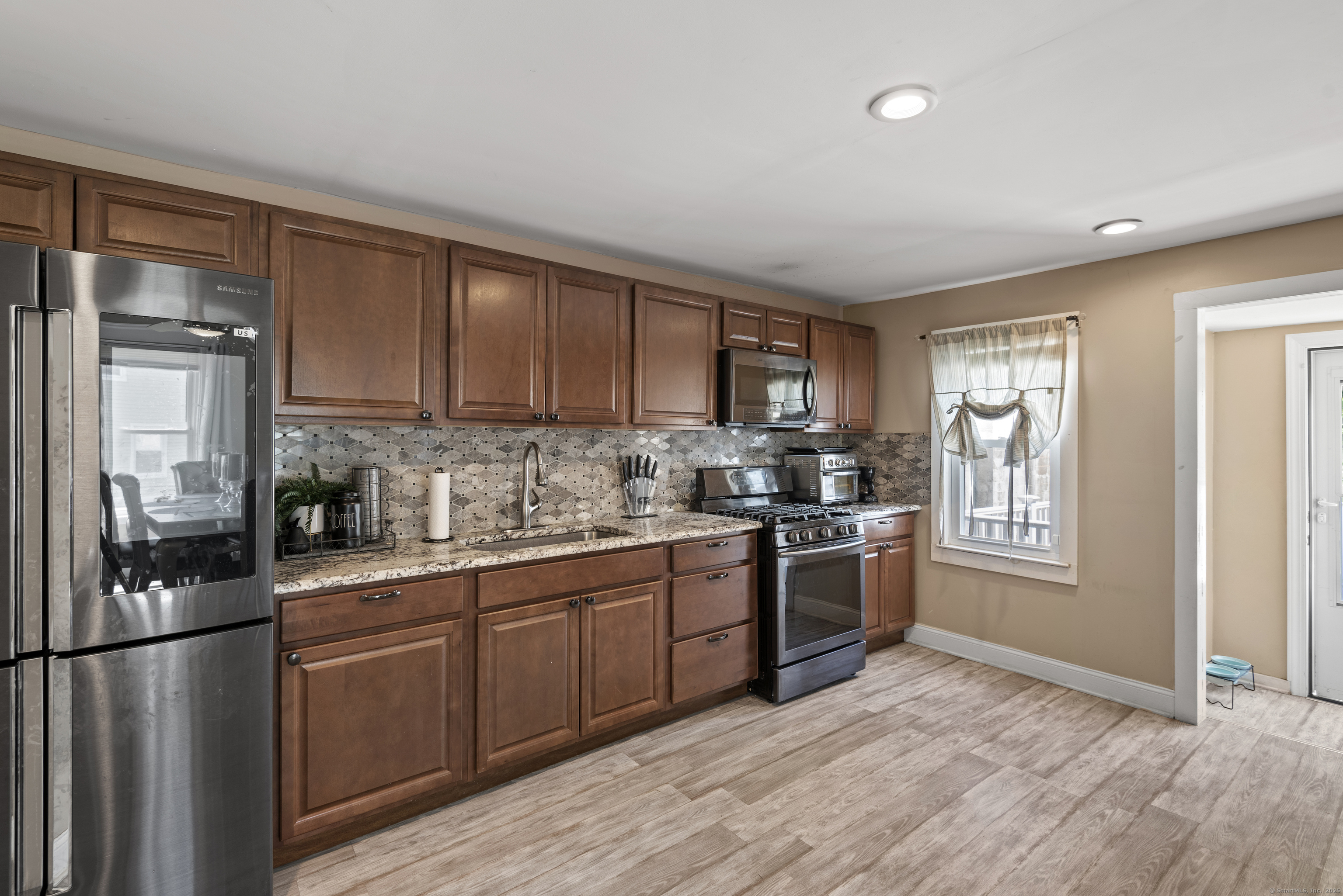 24 High Street, West Haven, Connecticut image 7