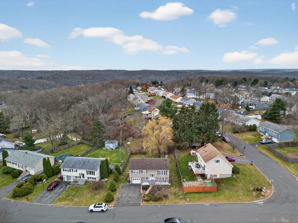 Photo of 157 Bluebird Drive, Naugatuck, CT 06770 (MLS # 24142291)