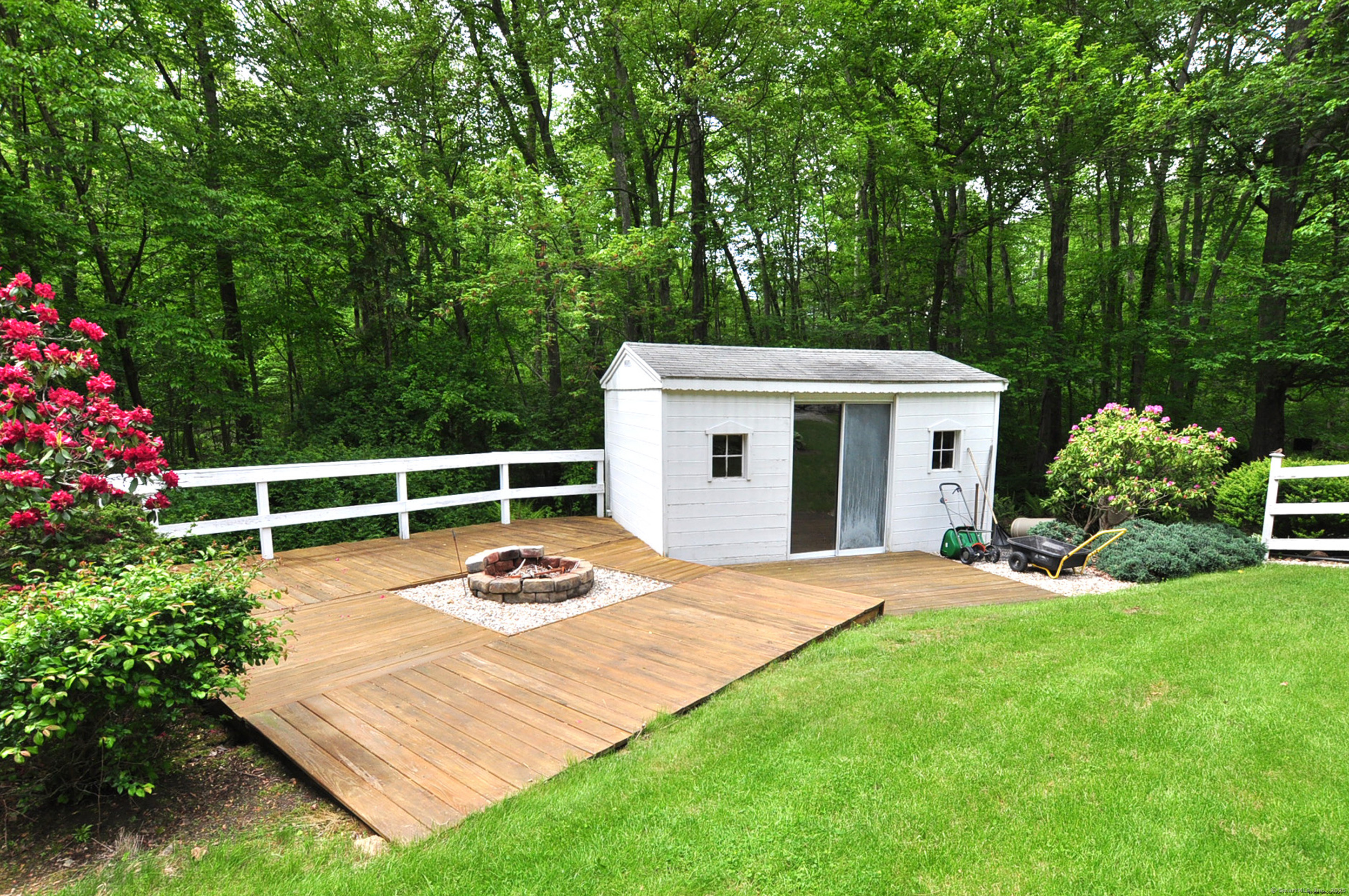 858 Bucks Hill Road, Southbury, Connecticut image 32