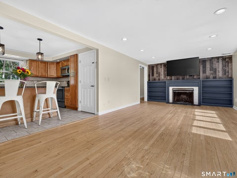 Tiny photo for 527 Clintonville Road, North Haven, CT 06473 (MLS # 24208617)