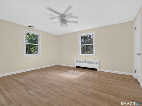 Tiny photo for 527 Clintonville Road, North Haven, CT 06473 (MLS # 24208617)