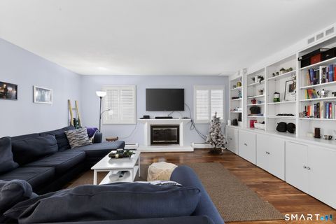 Tiny photo for 10 Talcott Glen #F, Farmington, CT 06032 (MLS # 24163953)