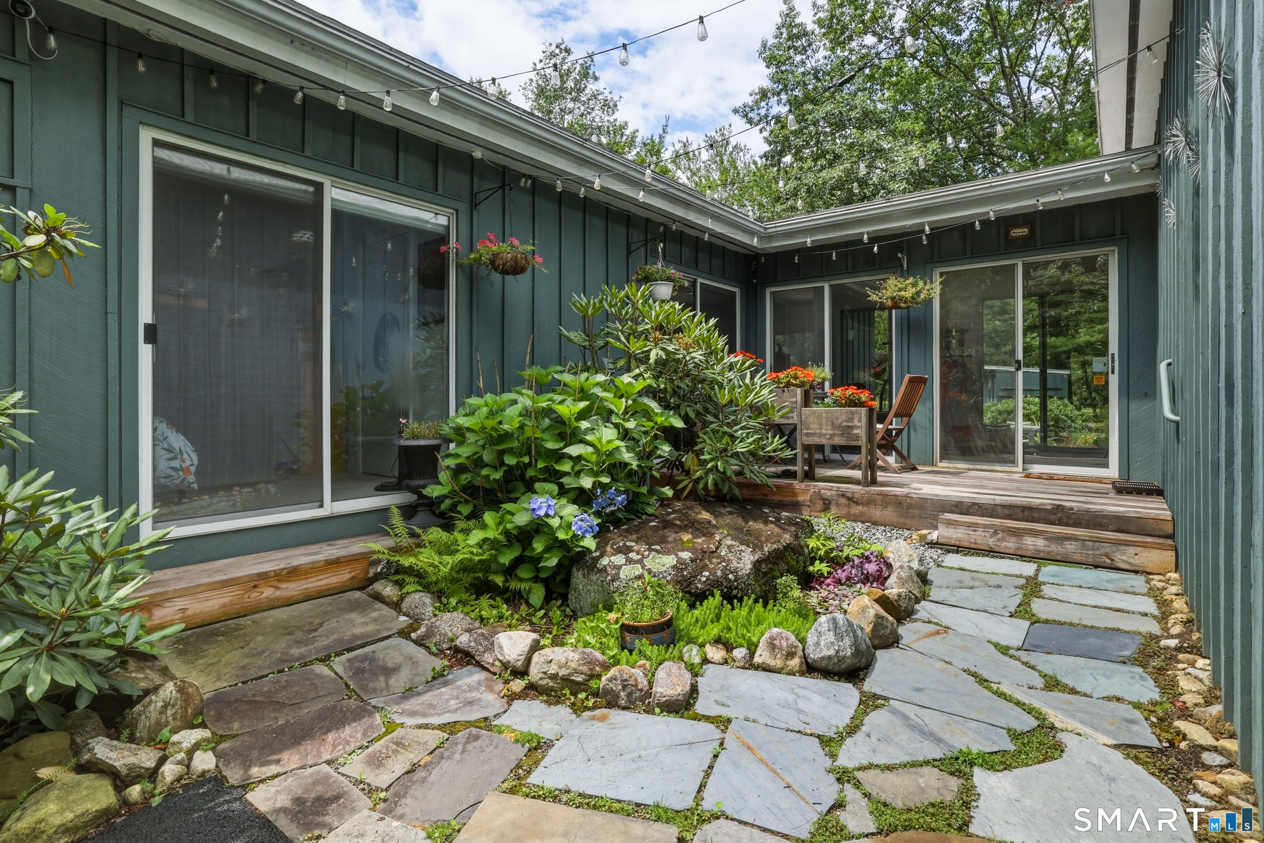 20 Crestview (Incl. 24 Crestview Dr.) Drive
