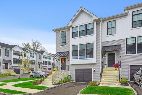 Tiny photo for 25 E Cross Trail #25, Danbury, CT 06810 (MLS # 24133095)