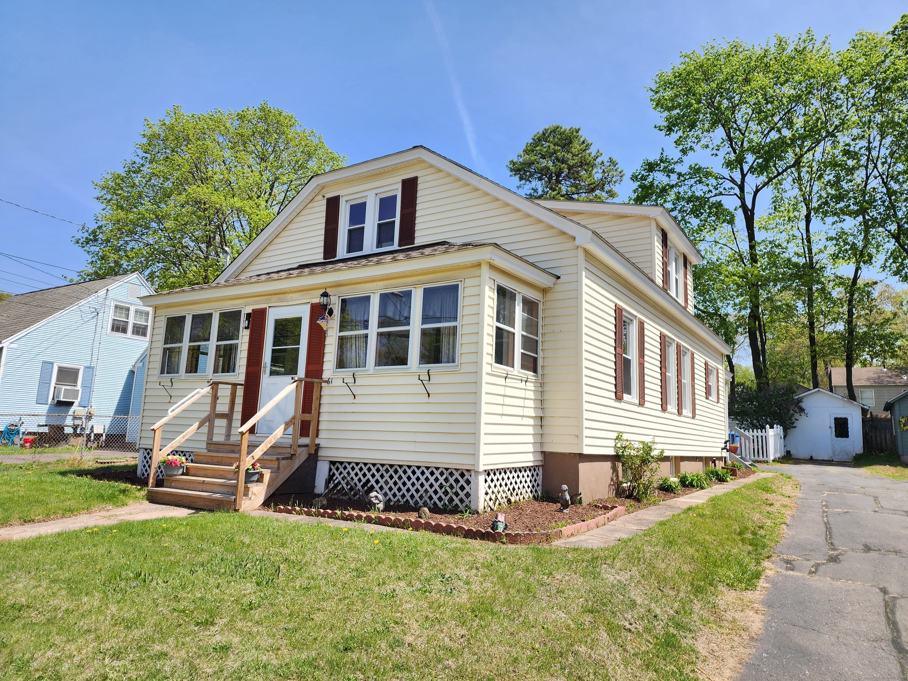 61 Hawthorne Street, Manchester, Connecticut image 1