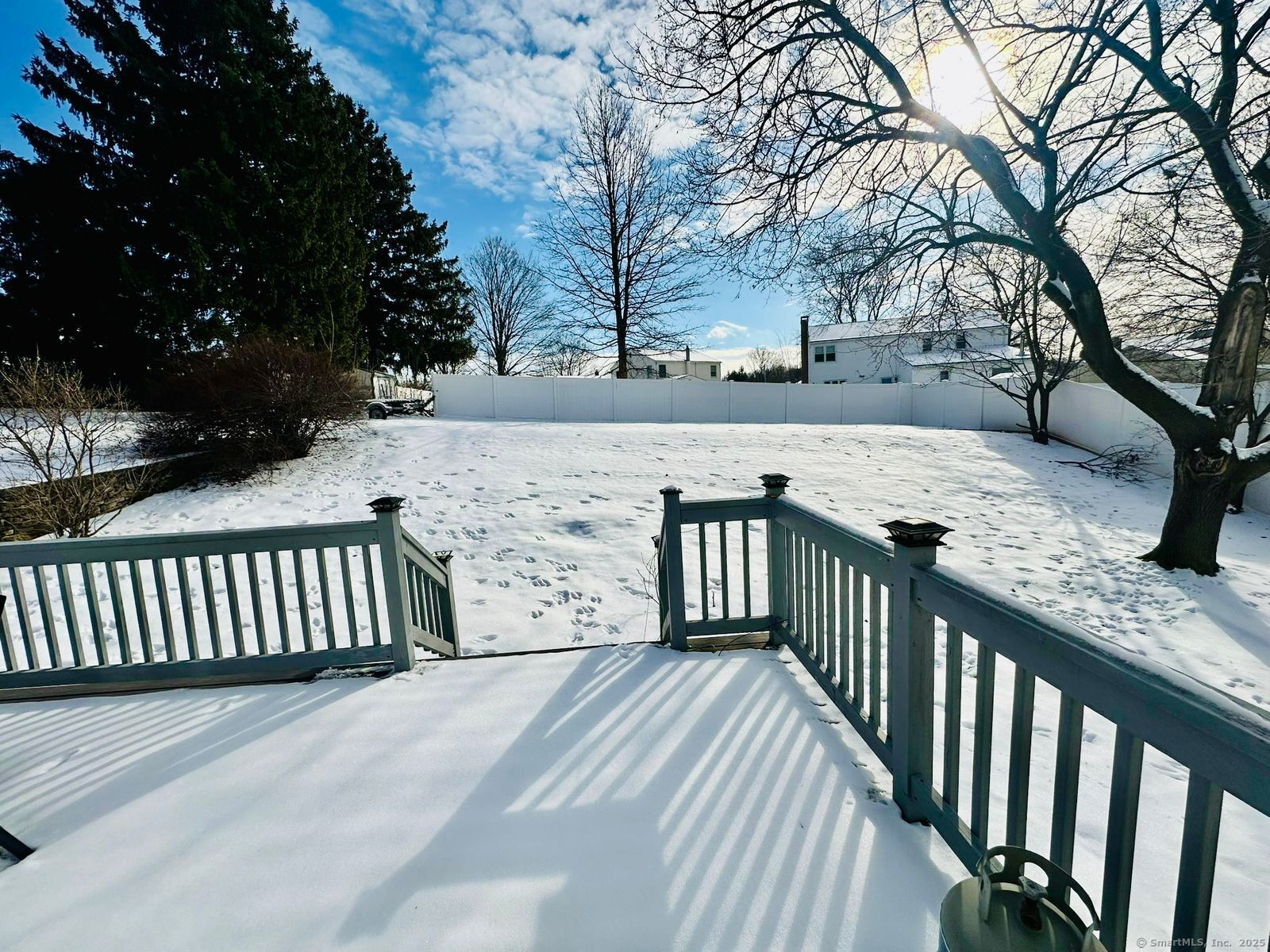 Newington, Connecticut 06111, United States, 3 Bedrooms Bedrooms, ,2 BathroomsBathrooms,Residential,Pending,12412