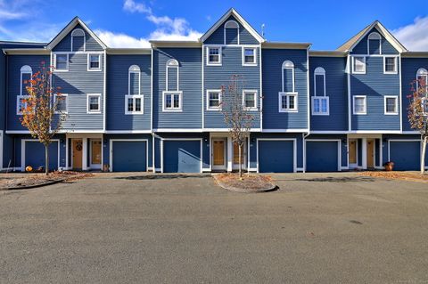 Photo of 50 Pierce Street #APT 27, Plainville, CT 06062 (MLS # 24140609)