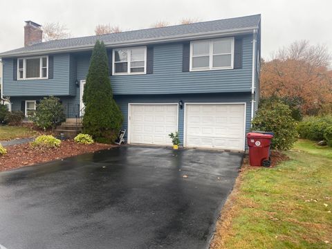 Photo of 27 Westview Terrace, Farmington, CT 06085 (MLS # 24137473)