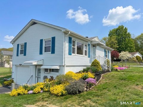 8 Teddy Lane Norwich CT 06360