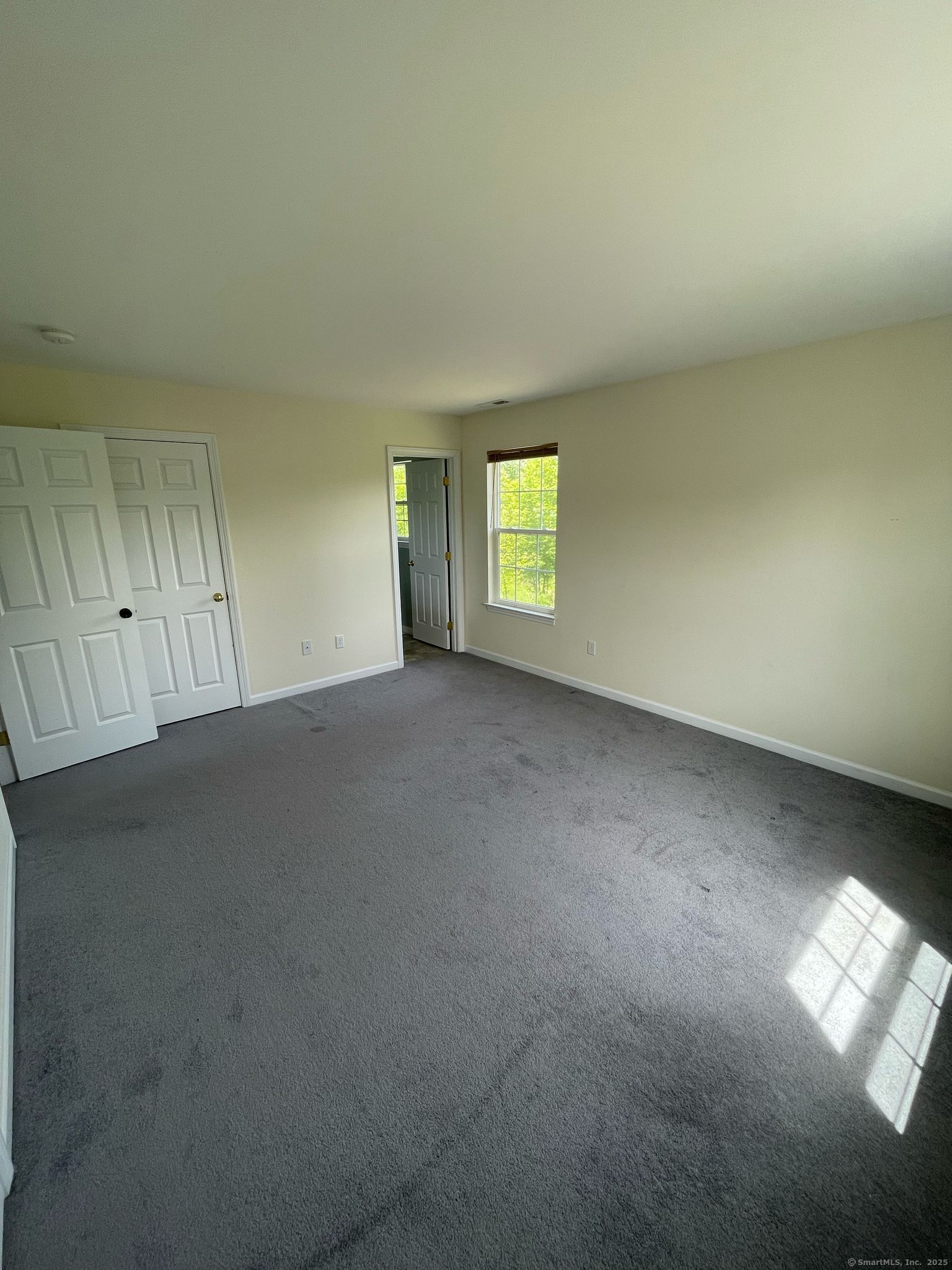 986 East Street S St, Suffield, Connecticut image 6