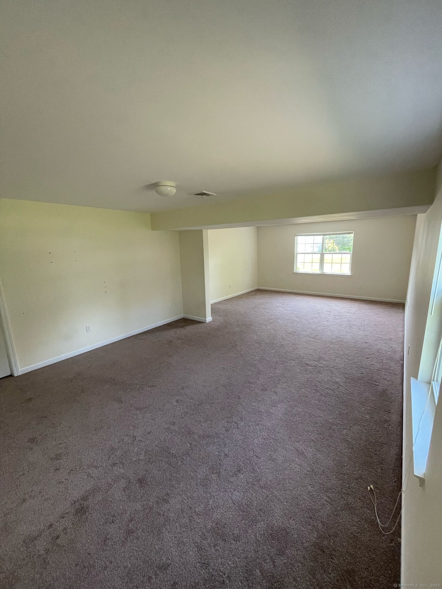 986 East Street S St, Suffield, Connecticut image 8