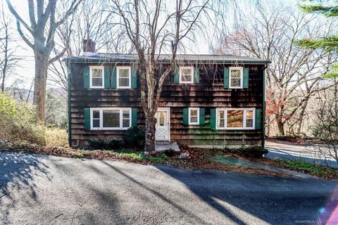 262 Candlewood Lake Road North New Milford CT 06776