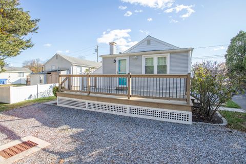 Tiny photo for 10 Dorothy Road, Westbrook, CT 06498 (MLS # 24140147)