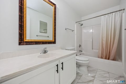 Tiny photo for 2 Village Court #2, Wilton, CT 06897 (MLS # 24150826)