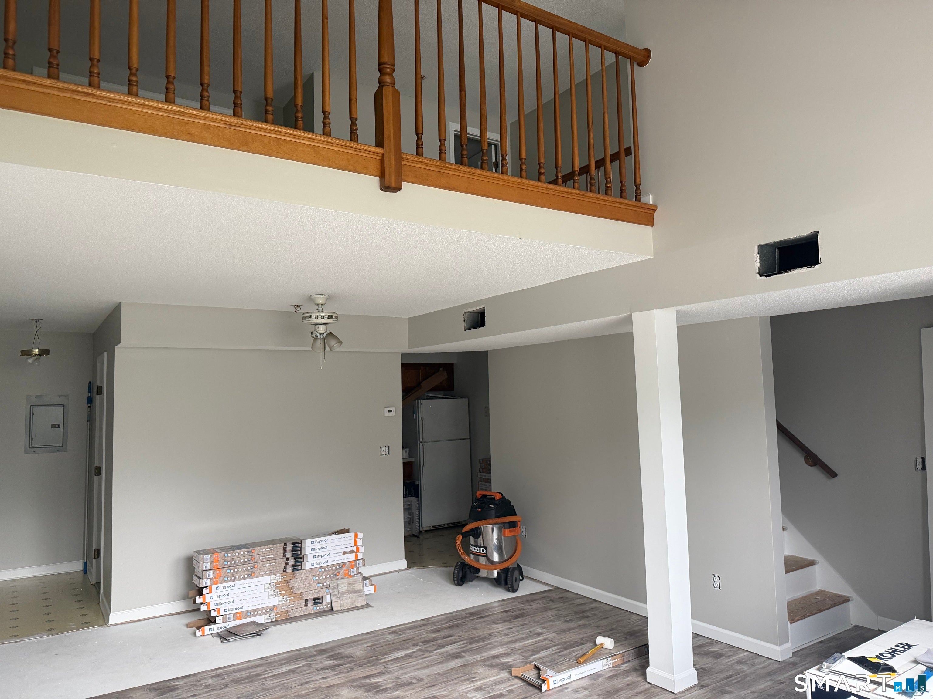 11 Concorde Way B5