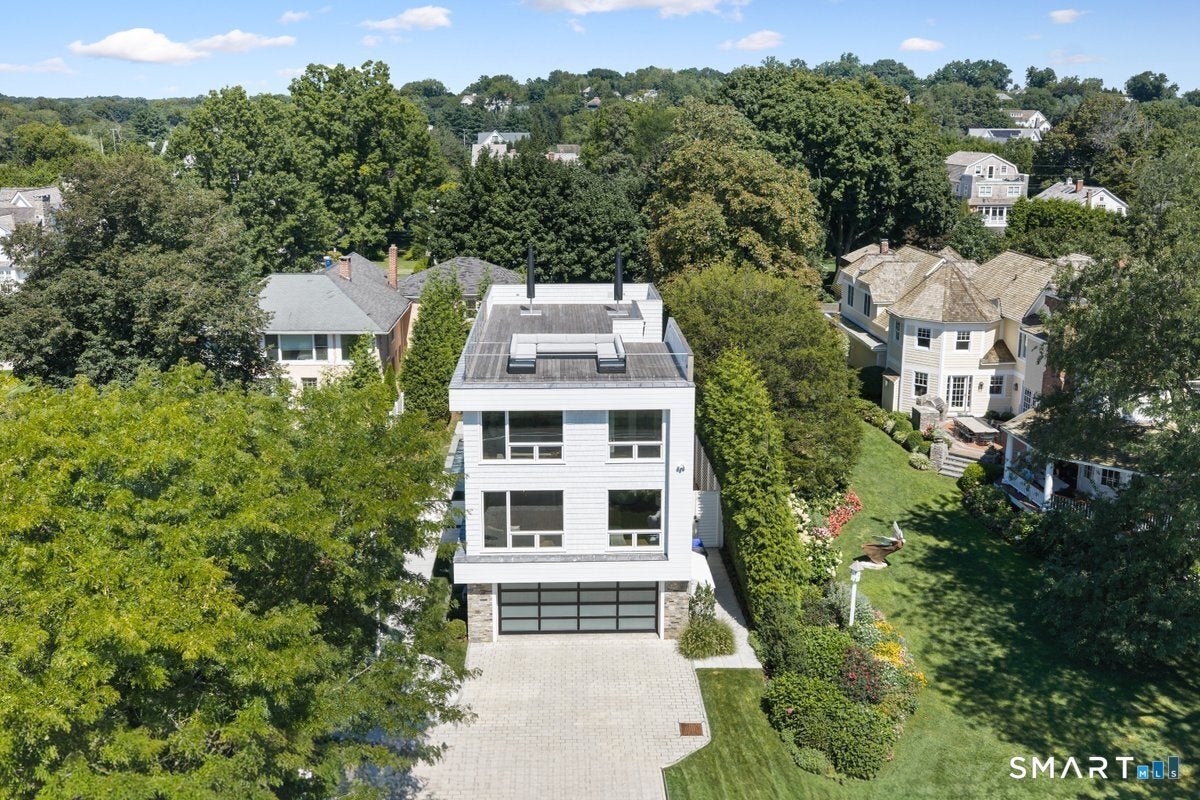 51 Compo Beach Road