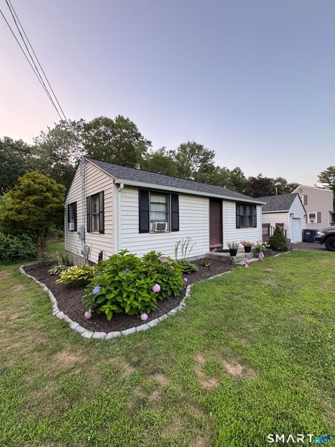 Photo of 122 Wells Road, East Windsor, CT 06088 (MLS # 24148780)