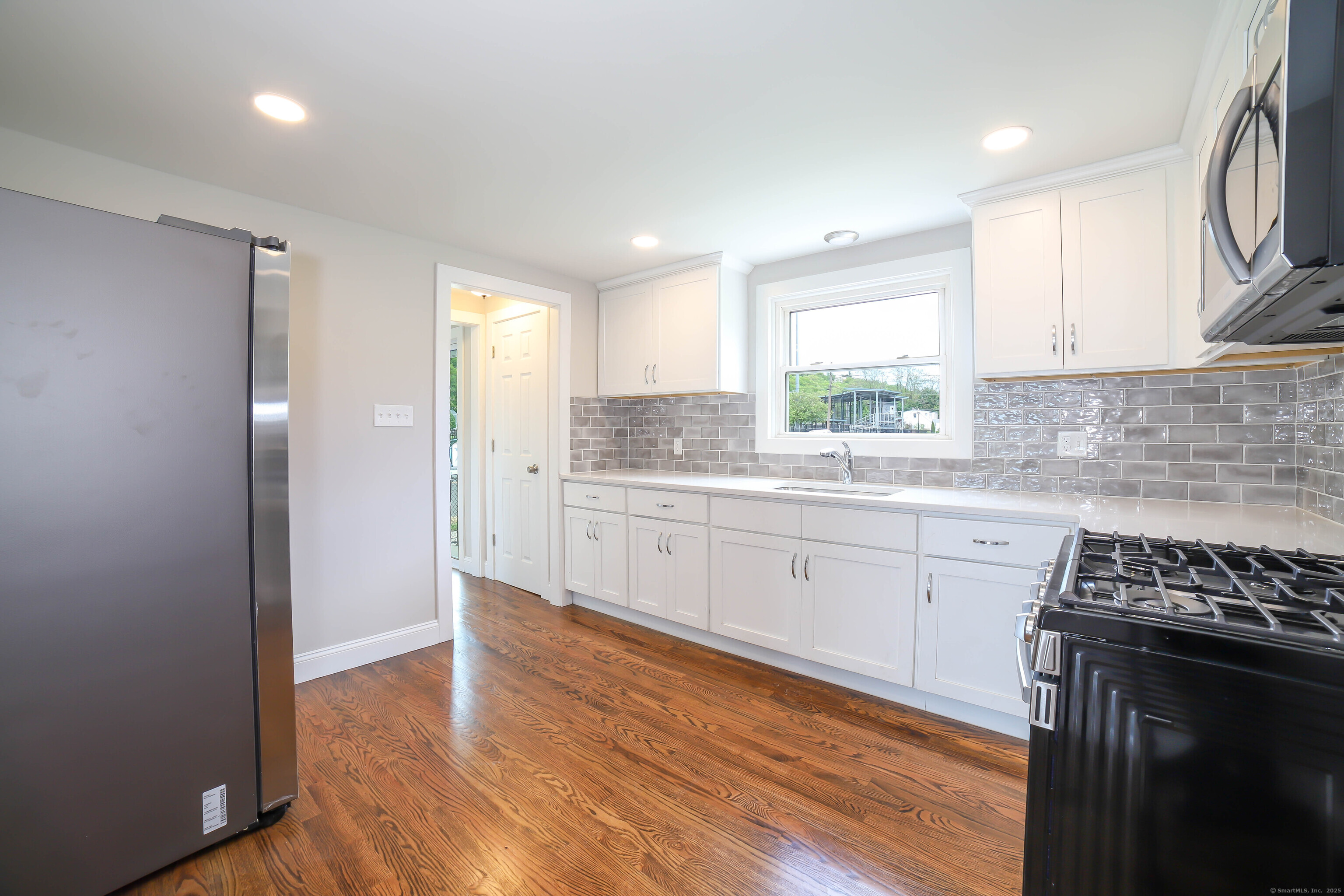 523 Newhall Street, Hamden, Connecticut image 6