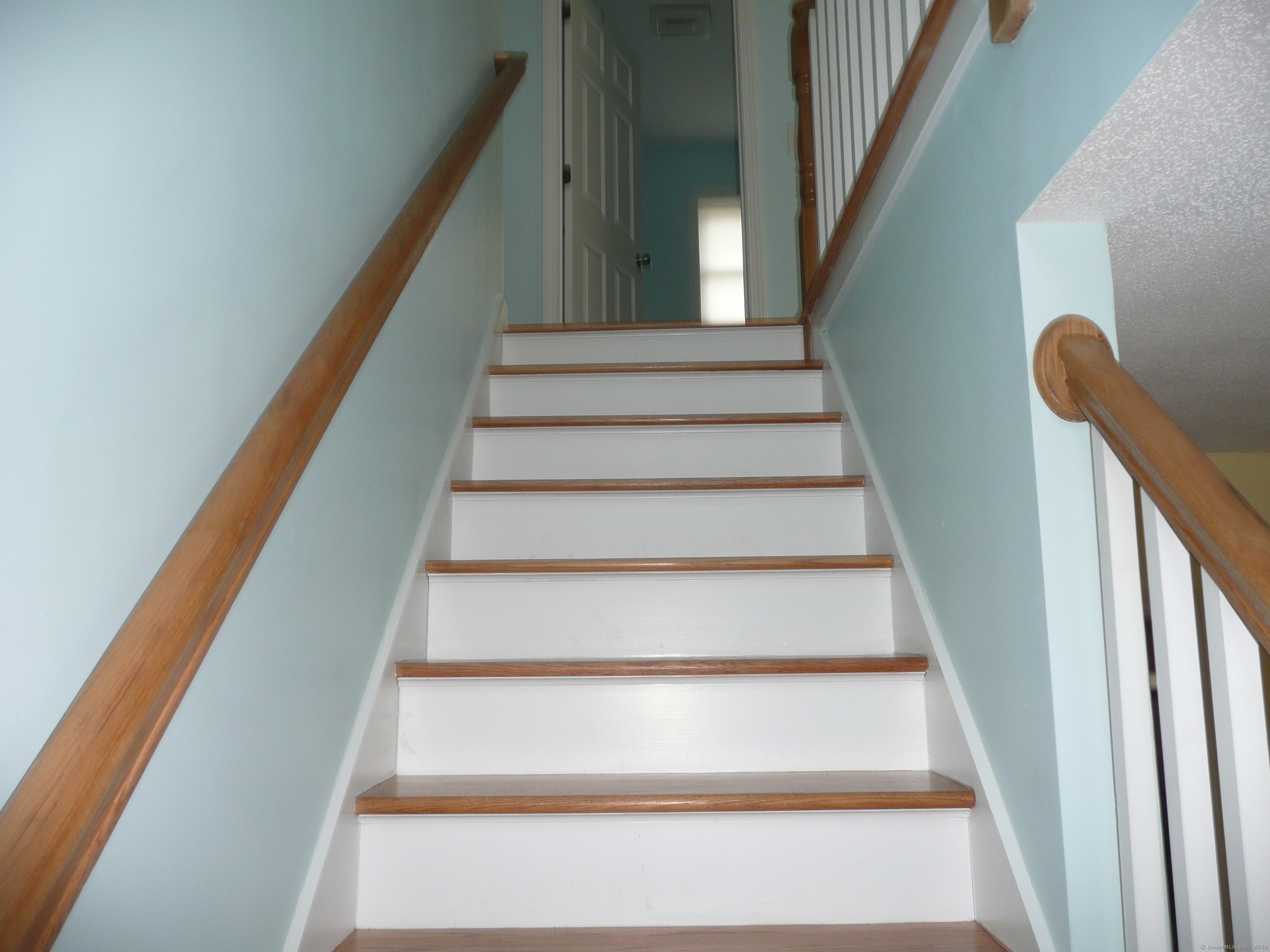 64 Chestnut Circle, Suffield, Connecticut image 12