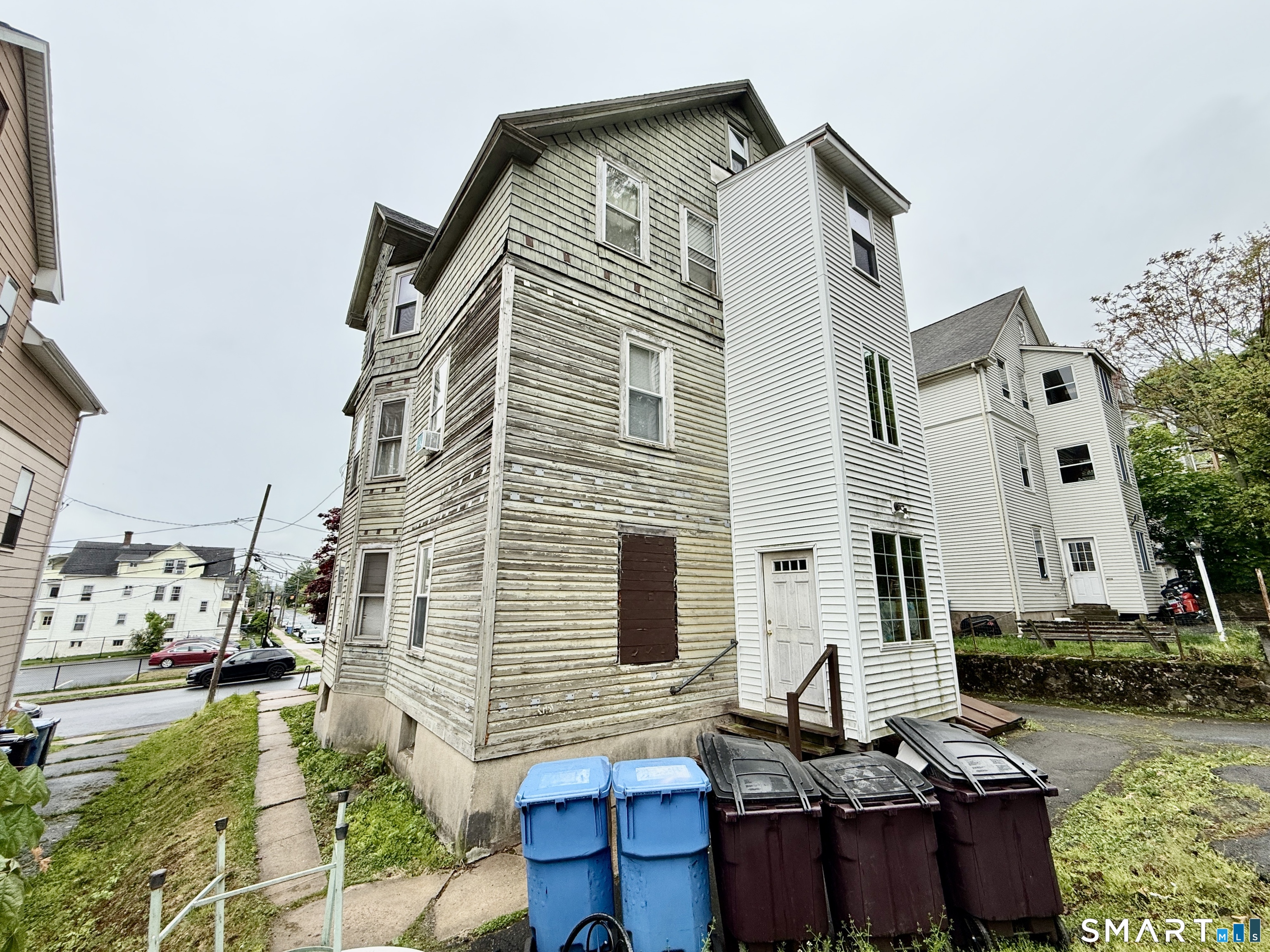 23 Chapman Court