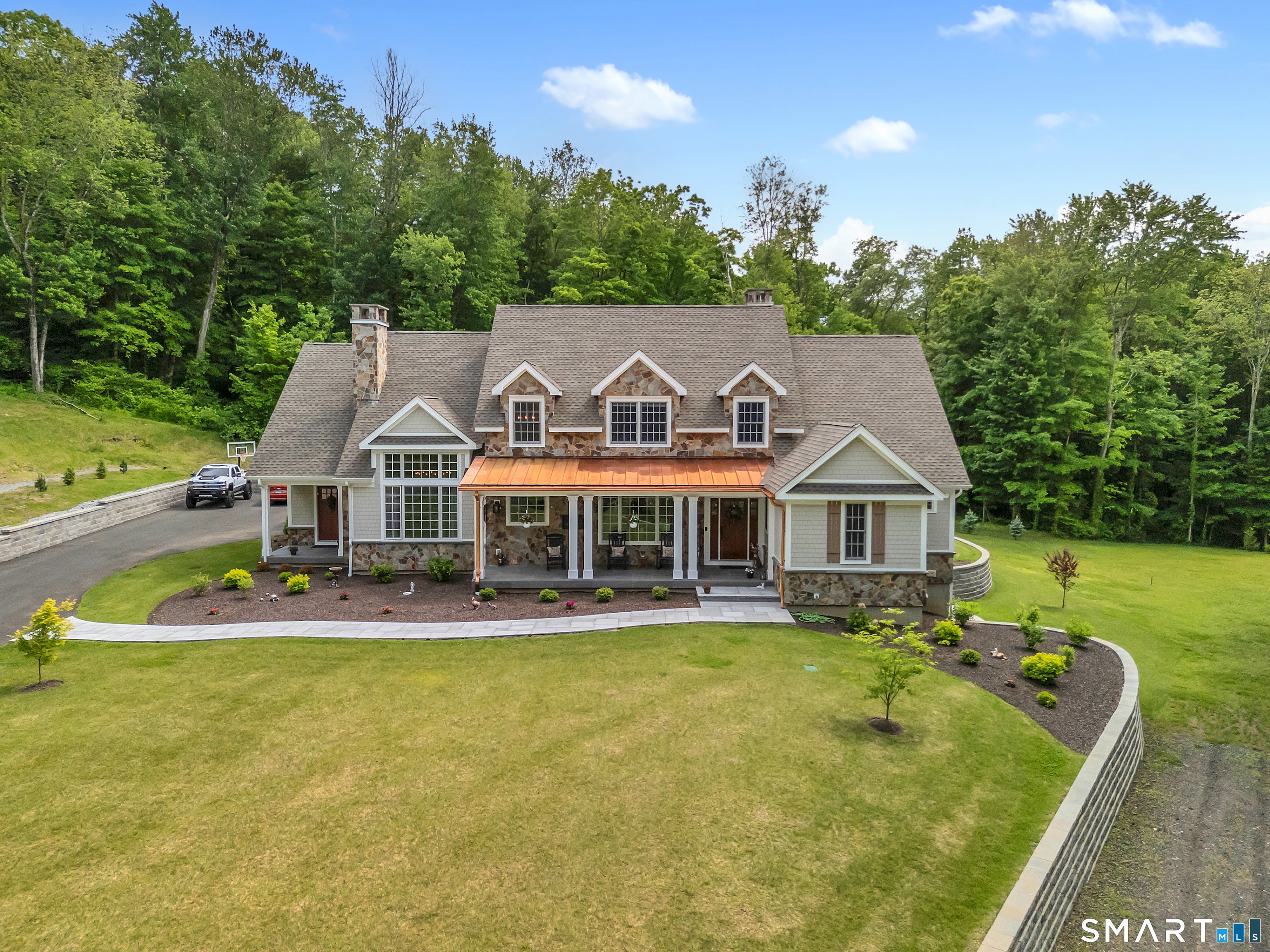 49 Round Hill Road