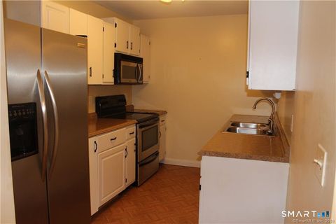 Tiny photo for 20 Woodsedge Drive #APT 2B, Newington, CT 06111 (MLS # 24159849)
