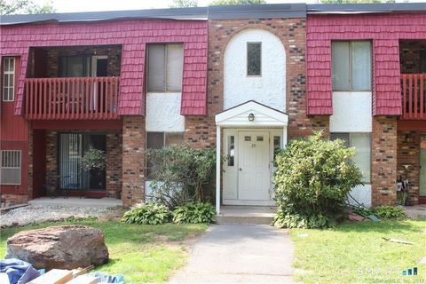 20 Woodsedge Drive APT 2B Newington CT 06111