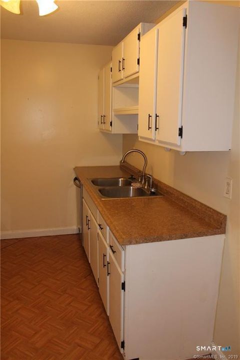 Tiny photo for 20 Woodsedge Drive #APT 2B, Newington, CT 06111 (MLS # 24159849)