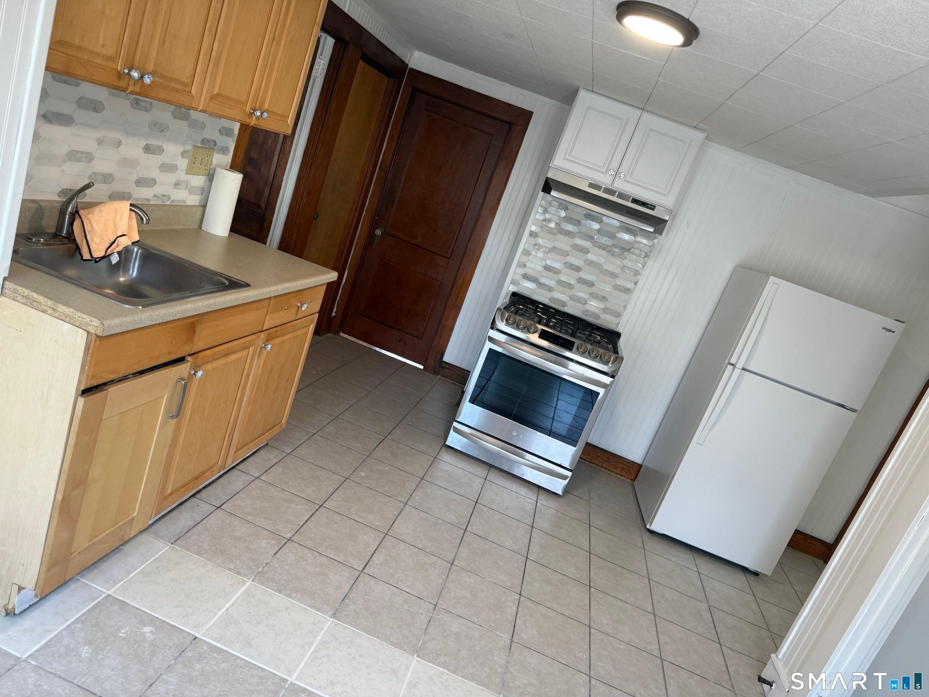 142 Montauk Avenue 3rd Floor