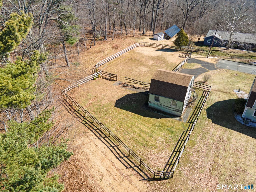 Photo of 91 Gleeson Road, Middletown, CT 06457 (MLS # 24155347)