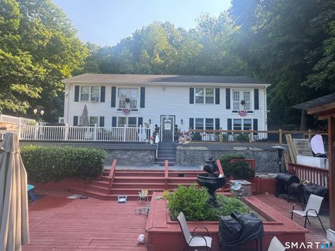 Multifamily For Rent - 112 Woodbine Street #1<br/> Naugatuck, CT 06770
