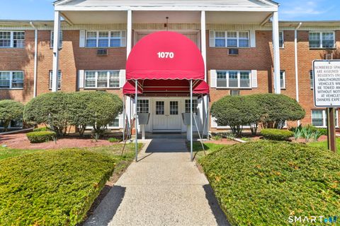 Tiny photo for 1070 New Haven Avenue #72, Milford, CT 06460 (MLS # 24171219)