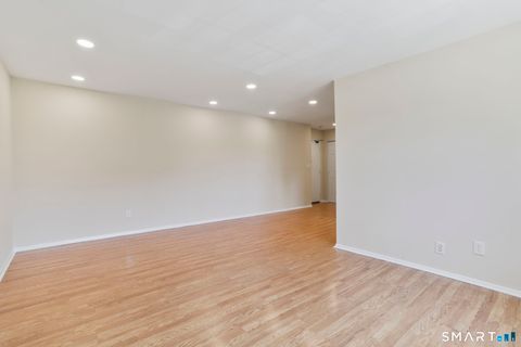 Tiny photo for 1070 New Haven Avenue #72, Milford, CT 06460 (MLS # 24171219)